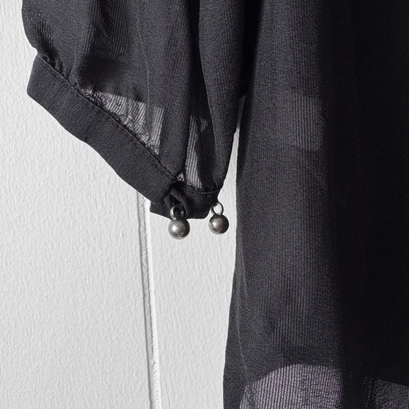 Banana Republic Silk Blouse | Size Small - Picture 6 of 8